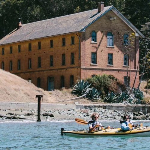 kayakers leaving angel island kayakers leaving angel island